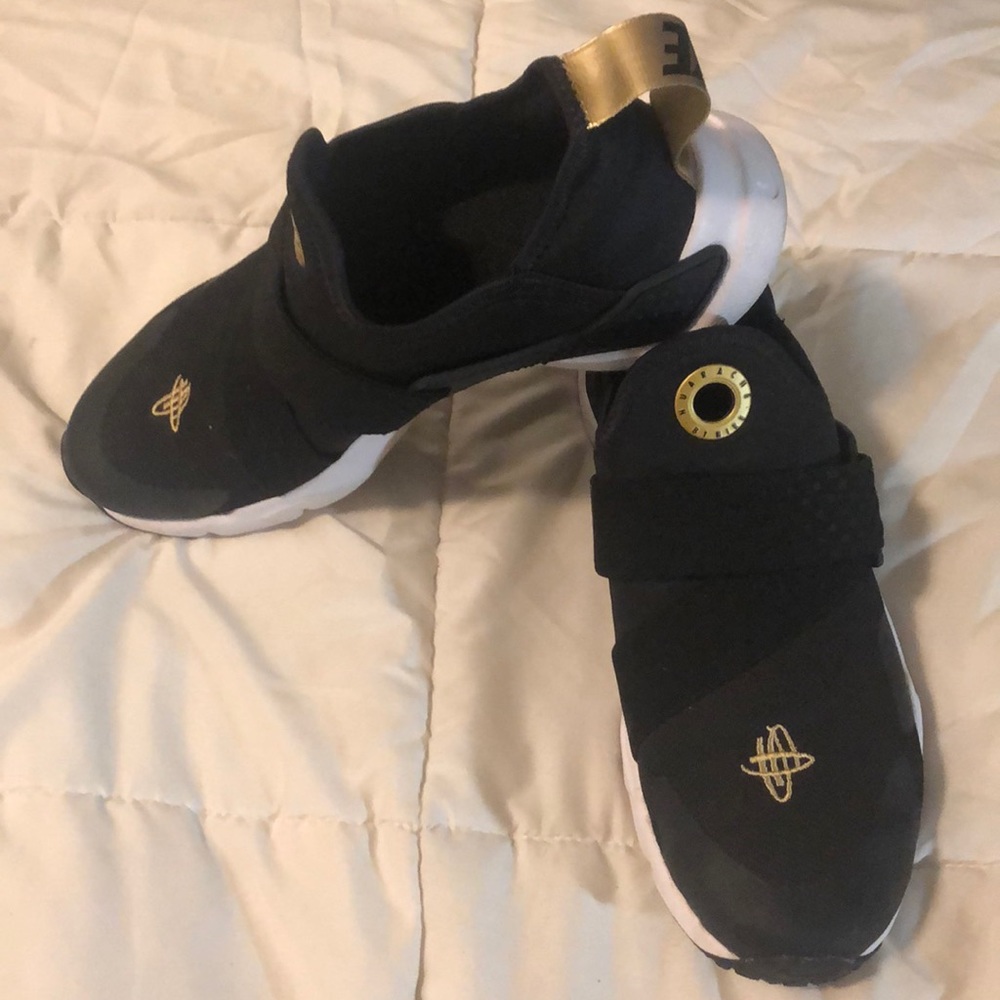 Nike Hurache sneakers